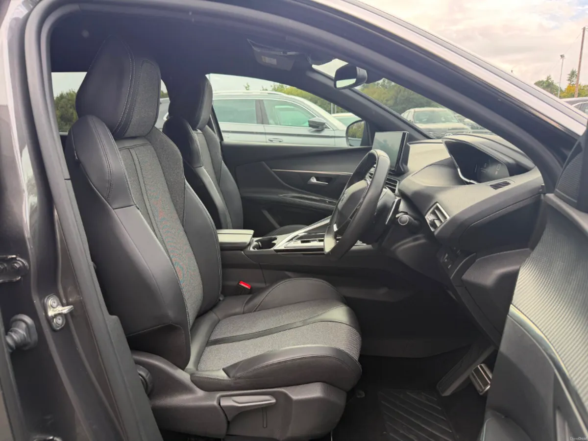 Peugeot 5008 FL Allure 1.5 Blue HDI 130 AUT - Image 5
