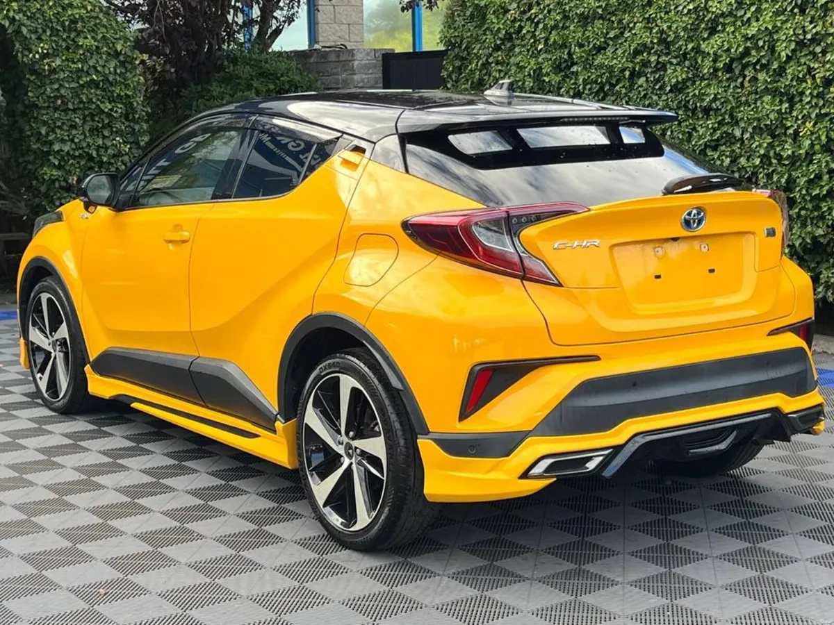 Toyota C-HR MODELLISTA PACK 1.8 HYBRID AUTO // 19" - Image 5