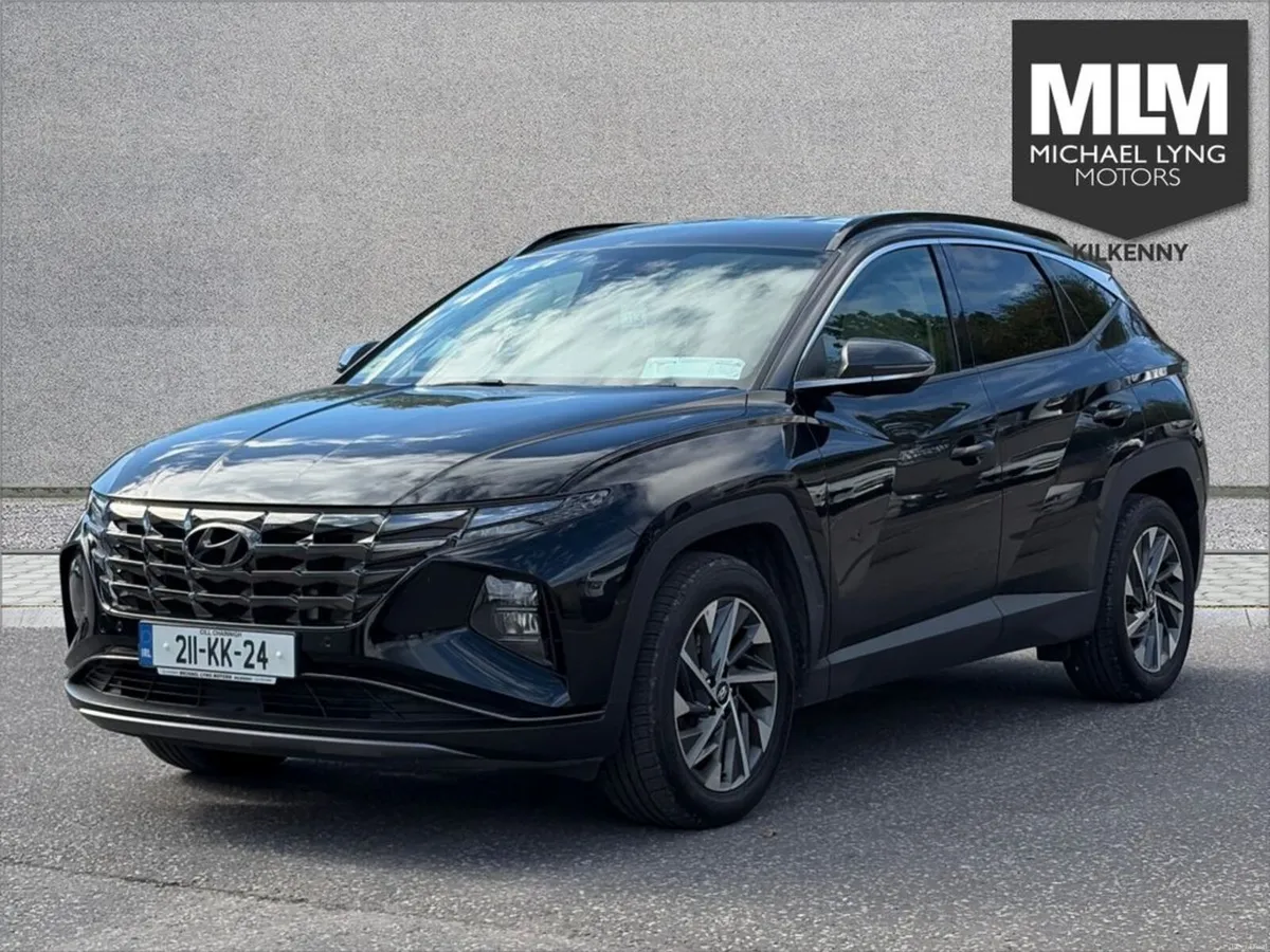 Hyundai Tucson ix35 Executive Plus 2tone Roof 5DR - Image 3