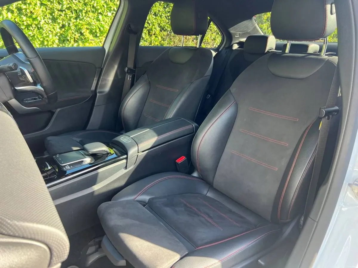 Mercedes-Benz A-Class A250e AMG-LINE 1.3 HYBRID // - Image 6