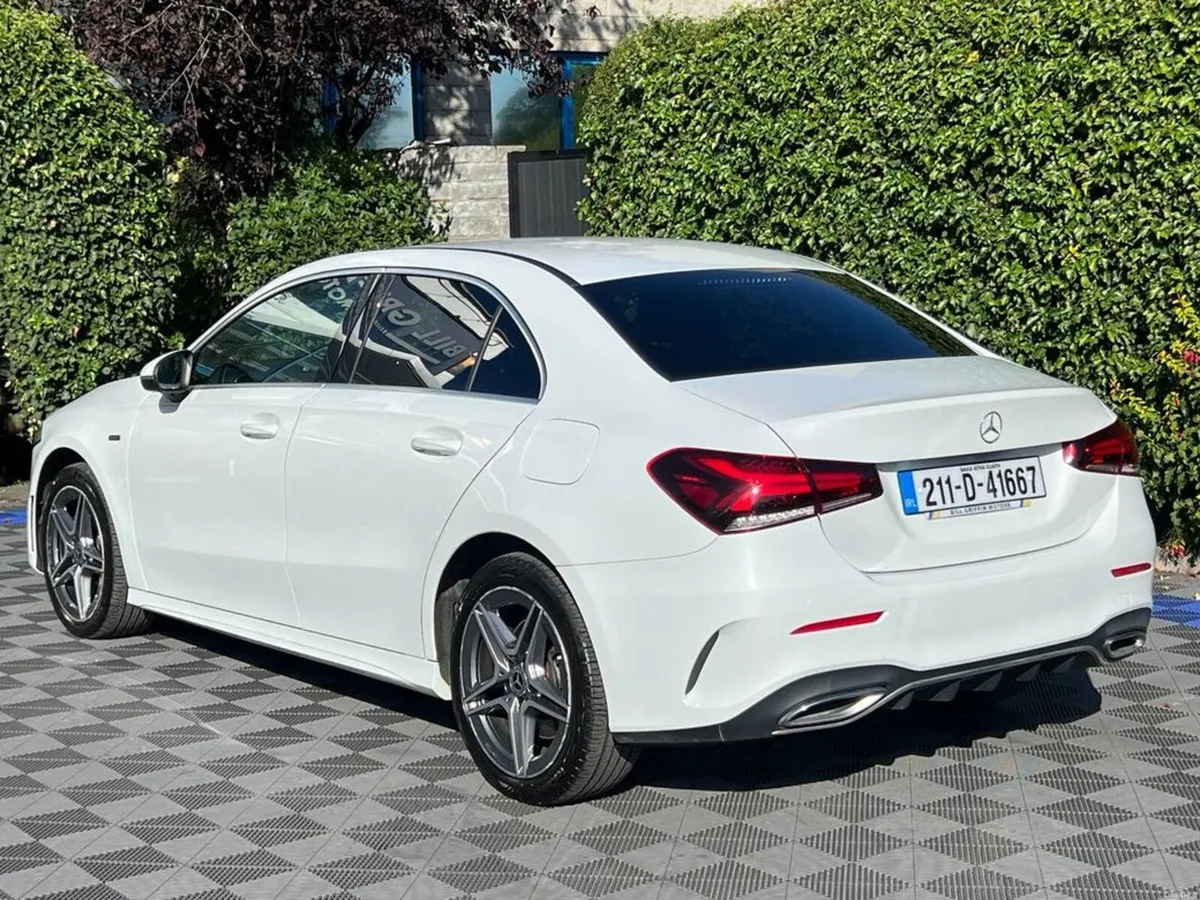 Mercedes-Benz A-Class A250e AMG-LINE 1.3 HYBRID // - Image 5