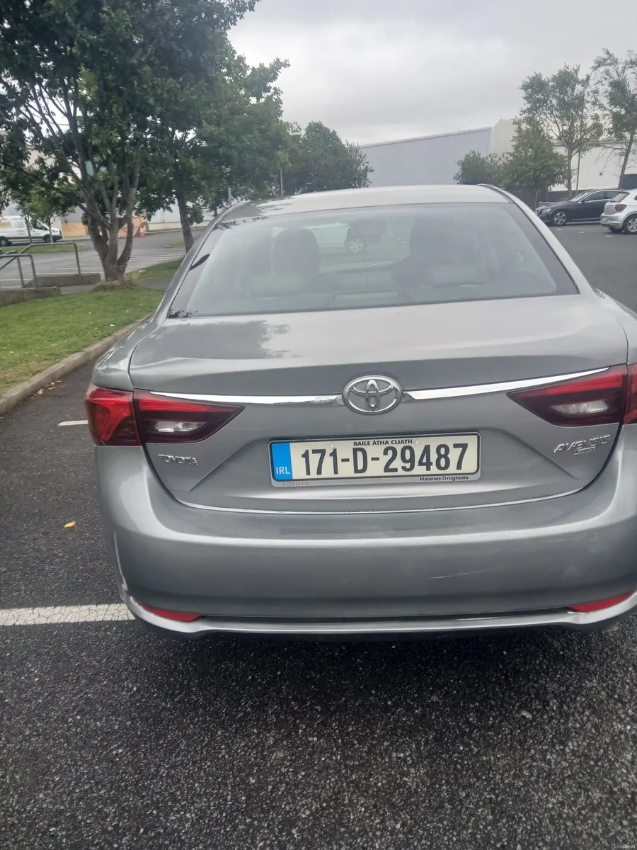 Toyota Avensis 2017 - Image 5