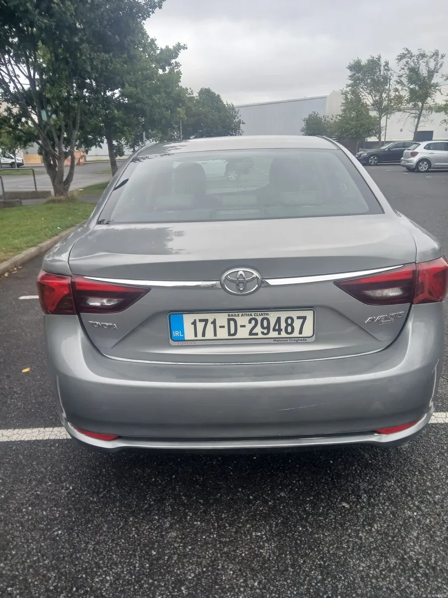 Toyota Avensis 2017 - Image 6