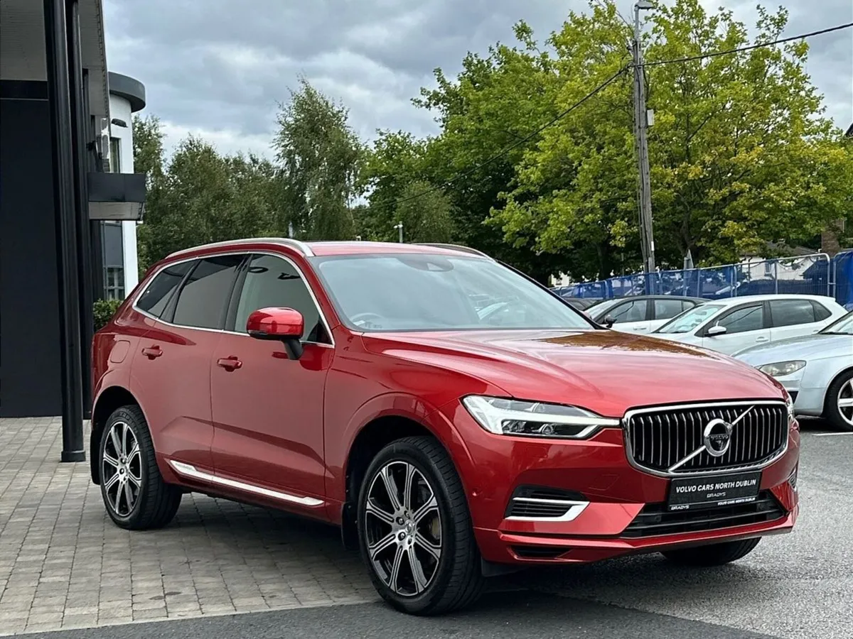 Volvo XC60 T8 (390hp) PHEV Inscription *Pan Roof* - Image 3