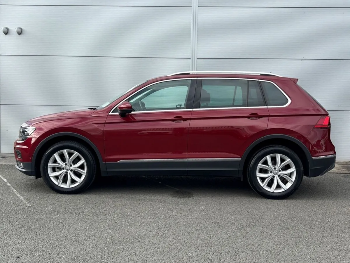 Volkswagen Tiguan 2020 VW Tiguan Highline Wine Red - Image 5
