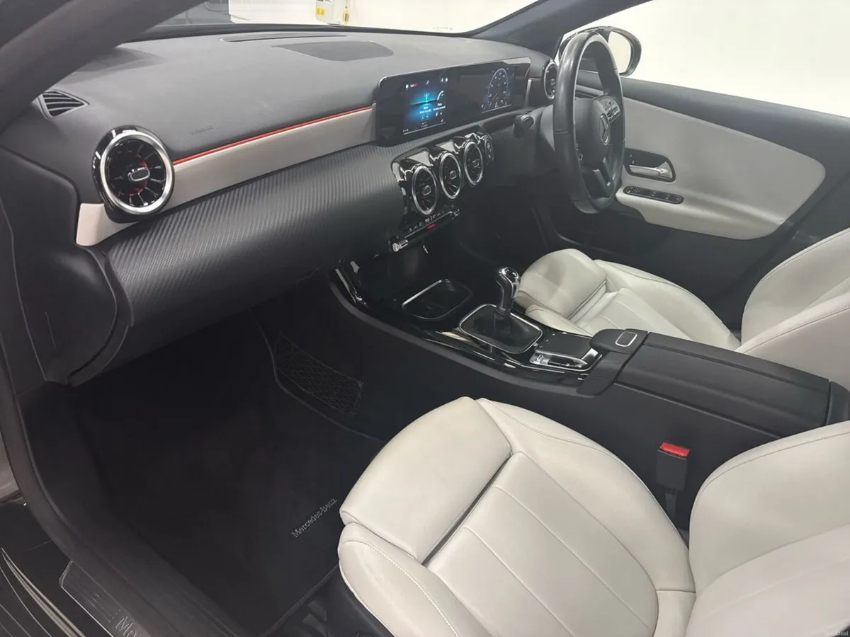Mercedes-Benz A-Class A 160 | Heated Seats,  Rever - Image 6