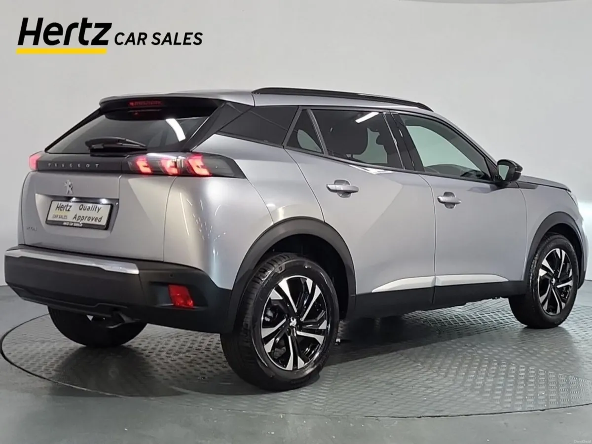 Peugeot 2008 Allure 1.2 Petrol Manual - Image 3