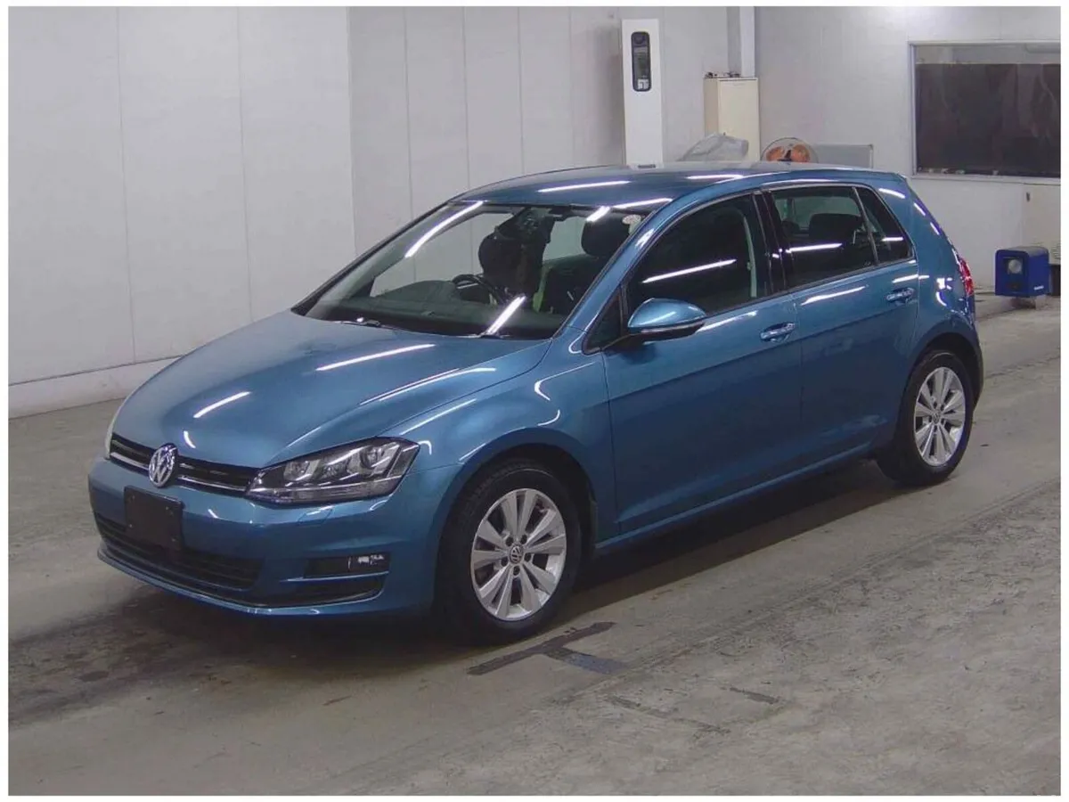 VOLKSWAGEN GOLF 2015, 1.2 TSI 5DR AUTO LOW KM - Image 1