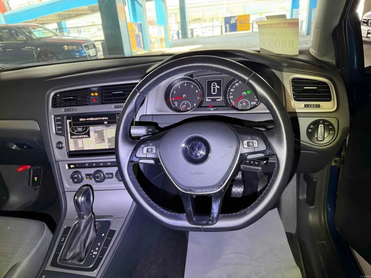 VOLKSWAGEN GOLF 2015, 1.2 TSI 5DR AUTO LOW KM - Image 4