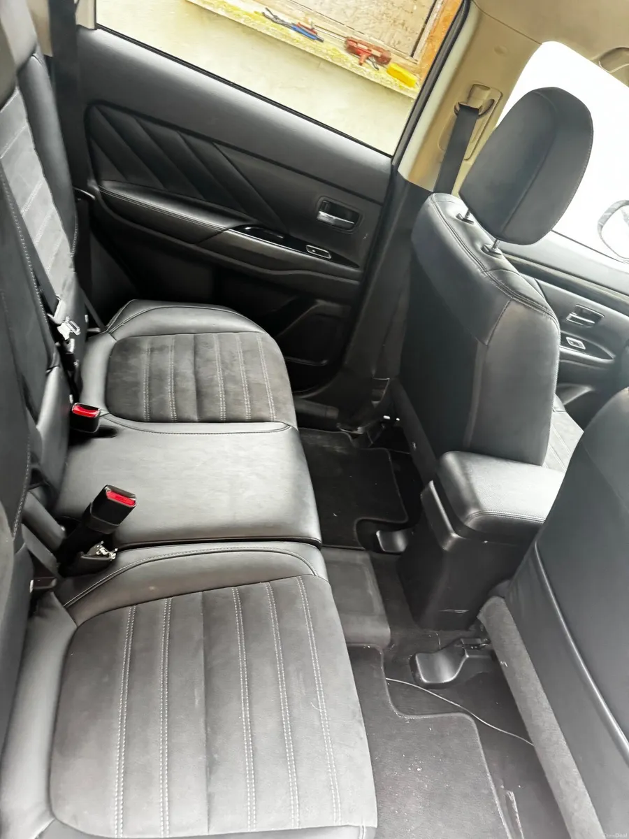 Mitsubishi Outlander 2017 - Image 3
