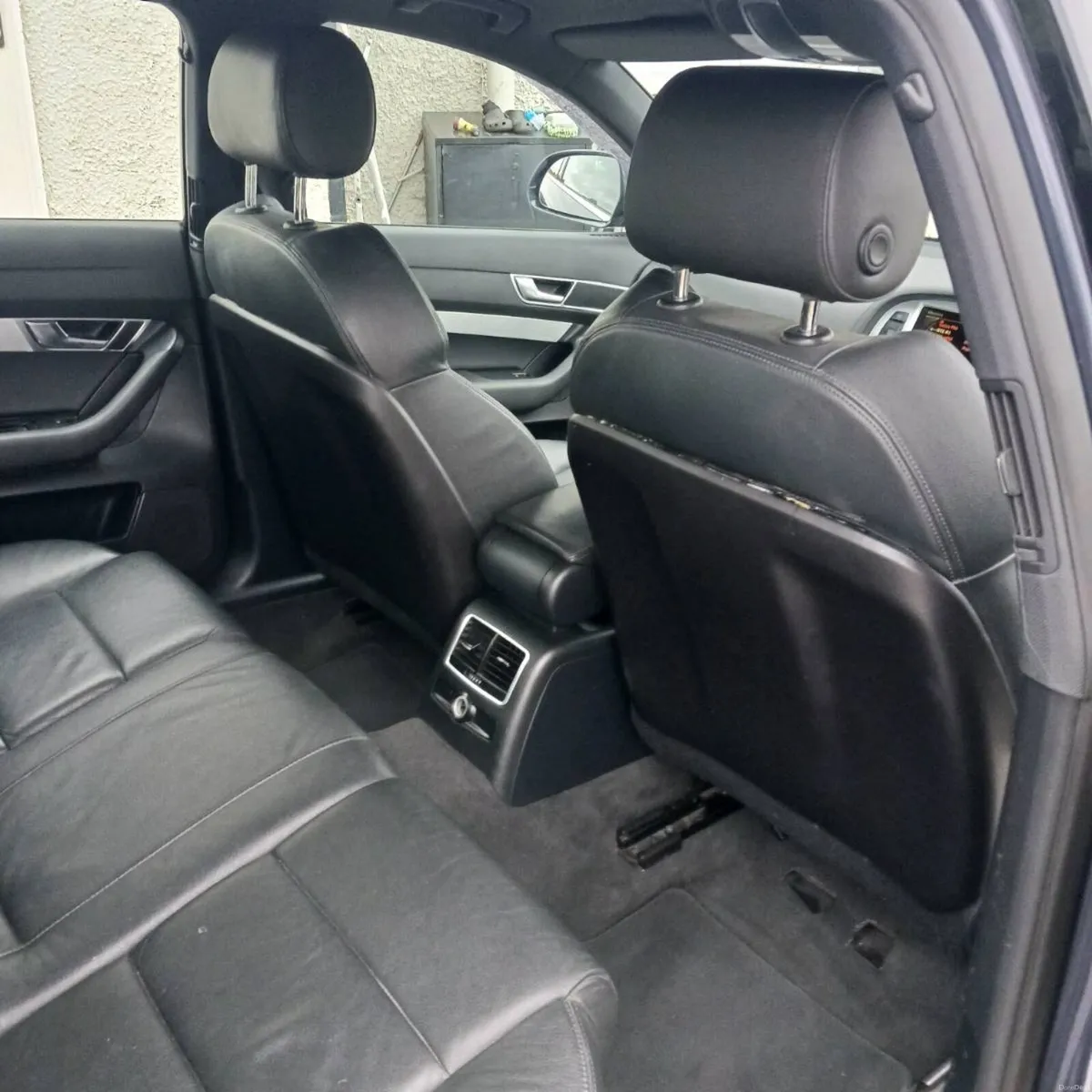 Car - Image 6