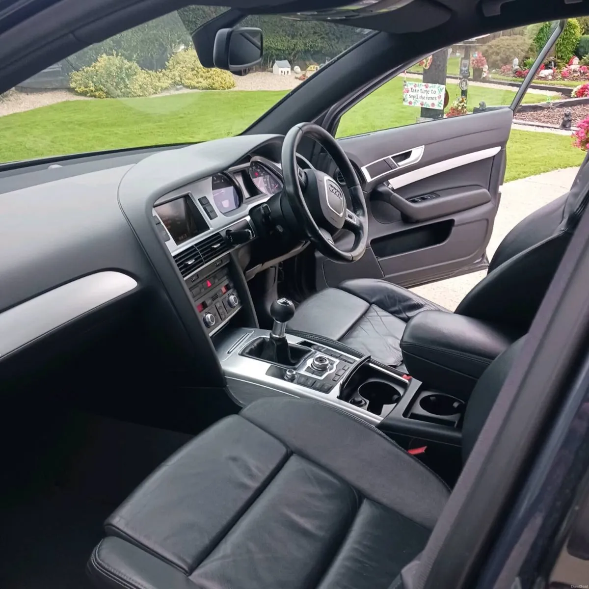 Car - Image 4