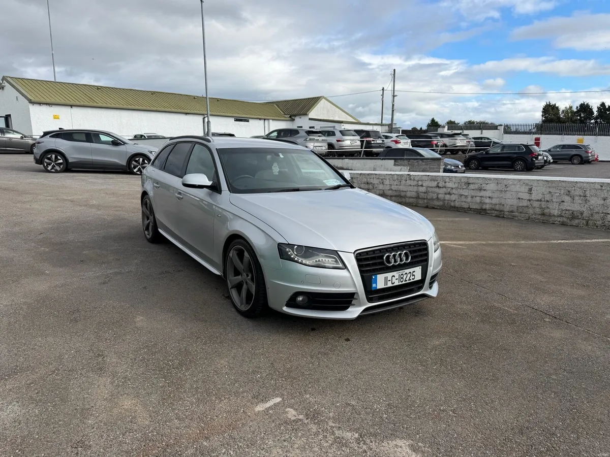 Audi A4 Avant S-Line - Image 1