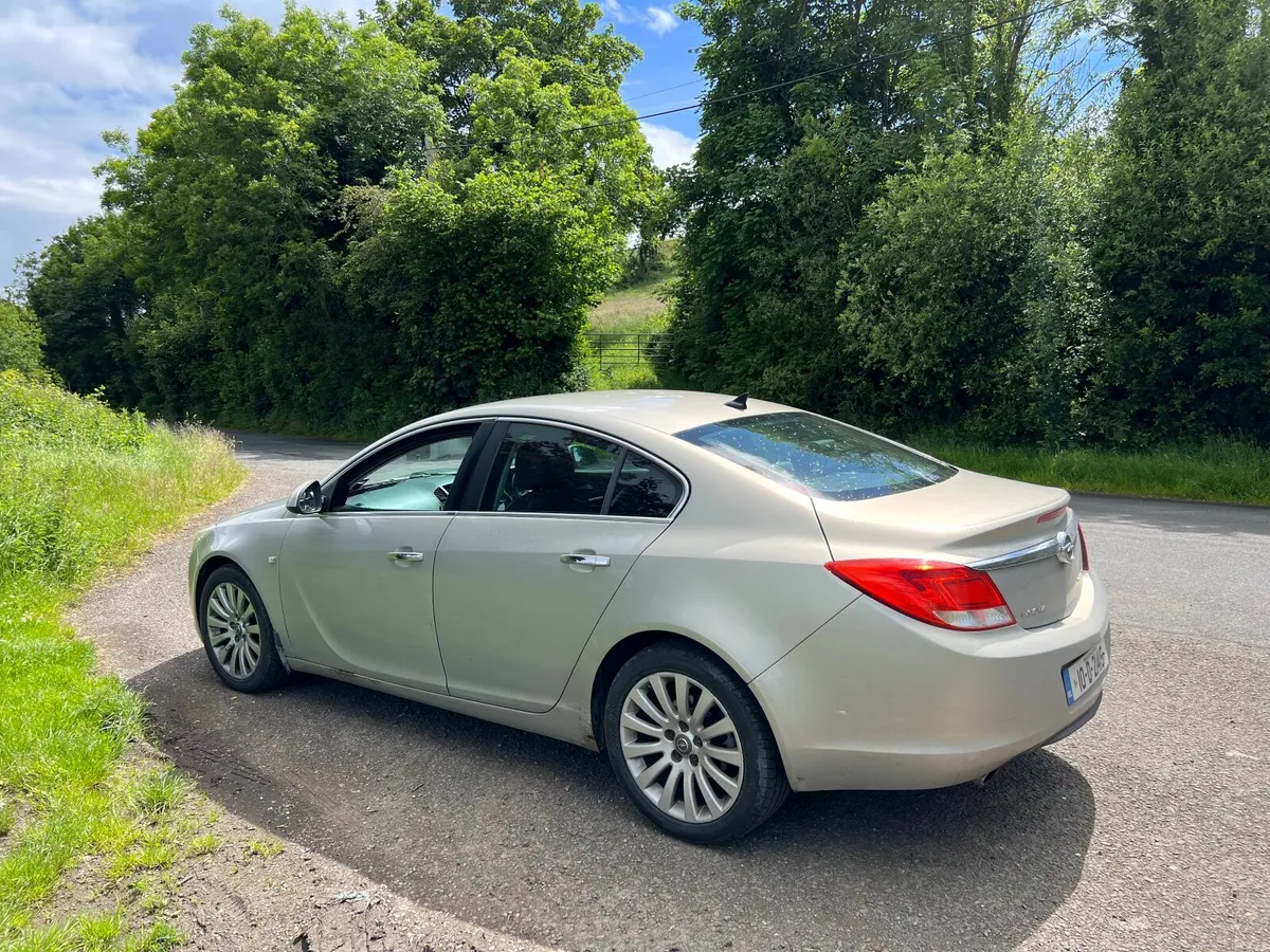 Opel Insignia 2010 - Image 2