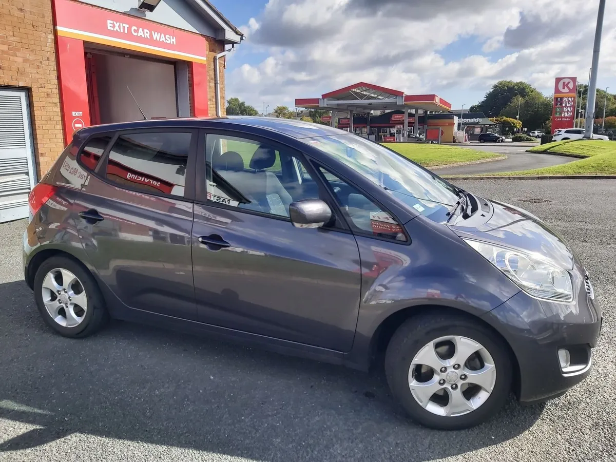 Kia Venga 2015 - Image 1