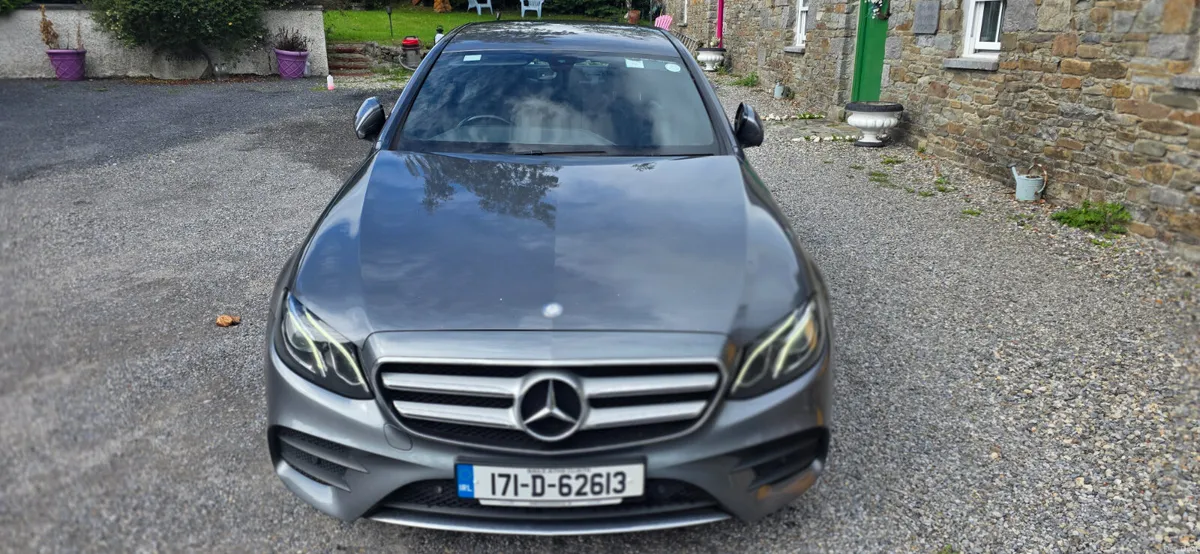Mercedes-Benz E-Class 2017 AMG LINE - Image 3