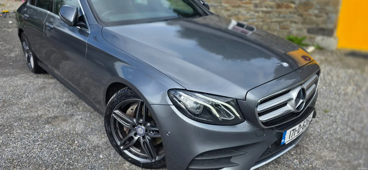 Mercedes-Benz E-Class 2017 AMG LINE - Image 4