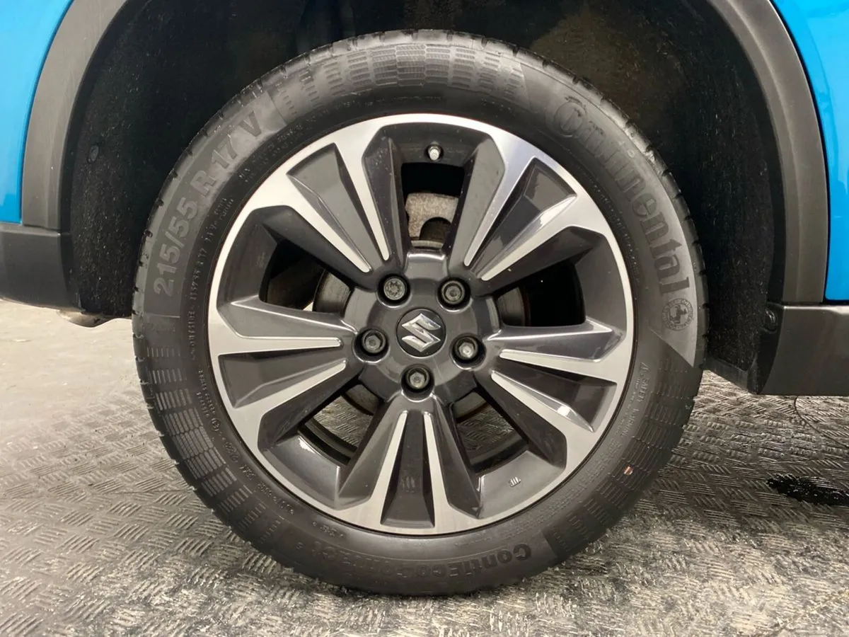 Suzuki Vitara 1.4 Hybrid SZ5 MT - Image 5