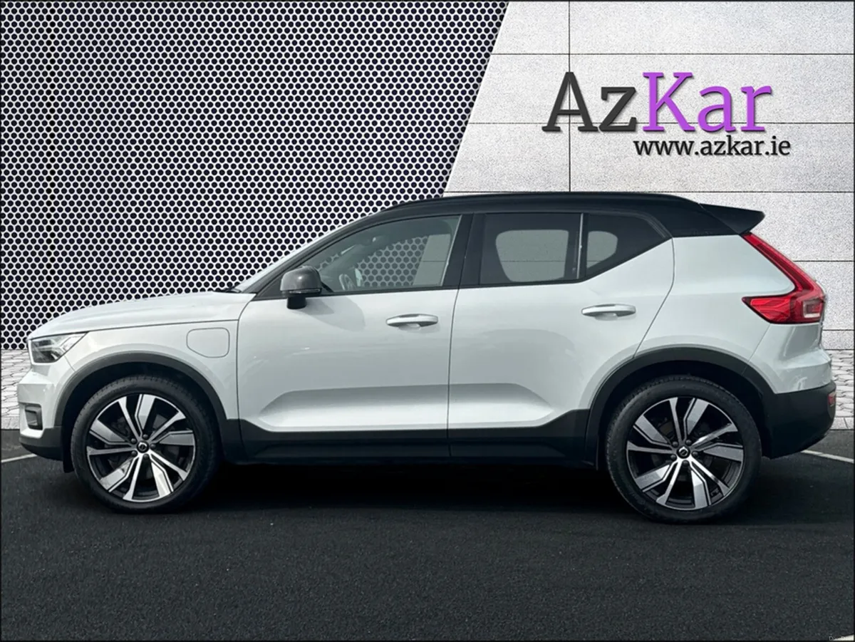 Volvo XC40 2022 R-DESIGN PRO - 1.5 PETROL PLUG IN - Image 6