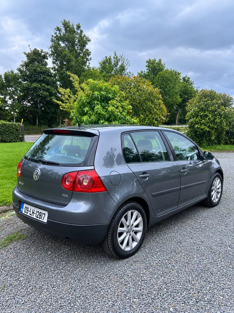2009 Volkswagen Golf, Grey - Image 3