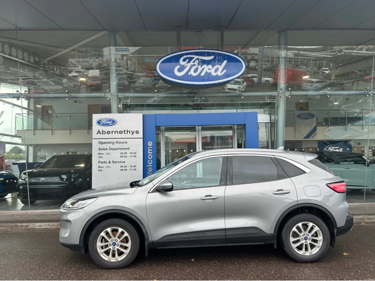 Ford Kuga TITANIUM 2.5FHEV190 S6.2 - Image 1