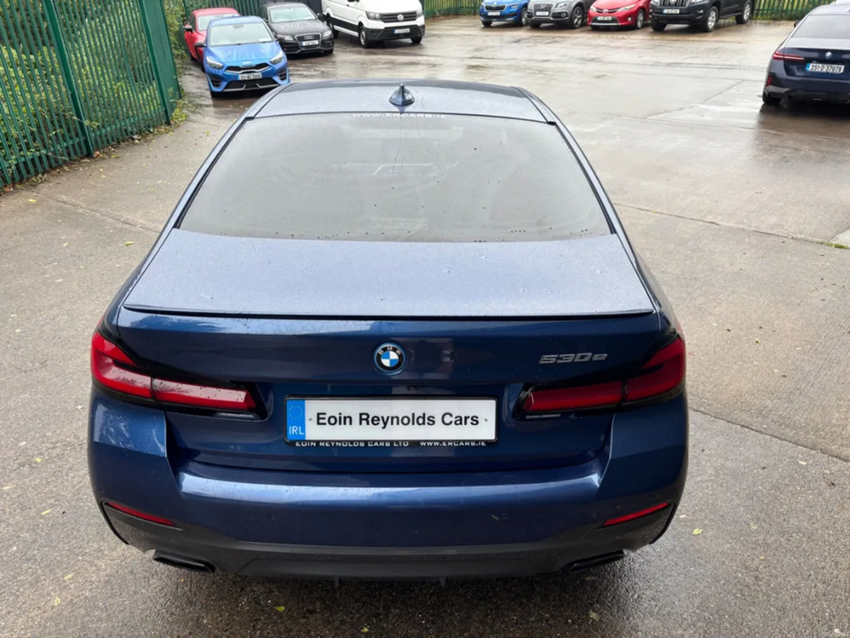 BMW 5-Series 530e M SPORT AUTO PHEV LOW KMS!!.. - Image 5