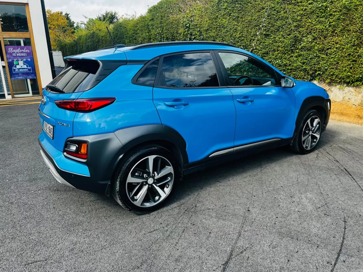 Hyundai KONA KAUAI 2WD PREMIUM 5DR - Image 4