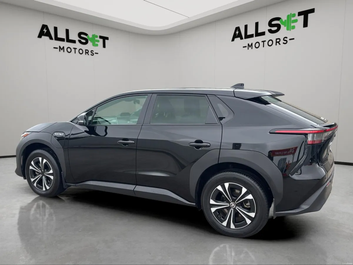 Toyota bZ4X SPORT FWD 11KW 4DR AUTO - Image 6