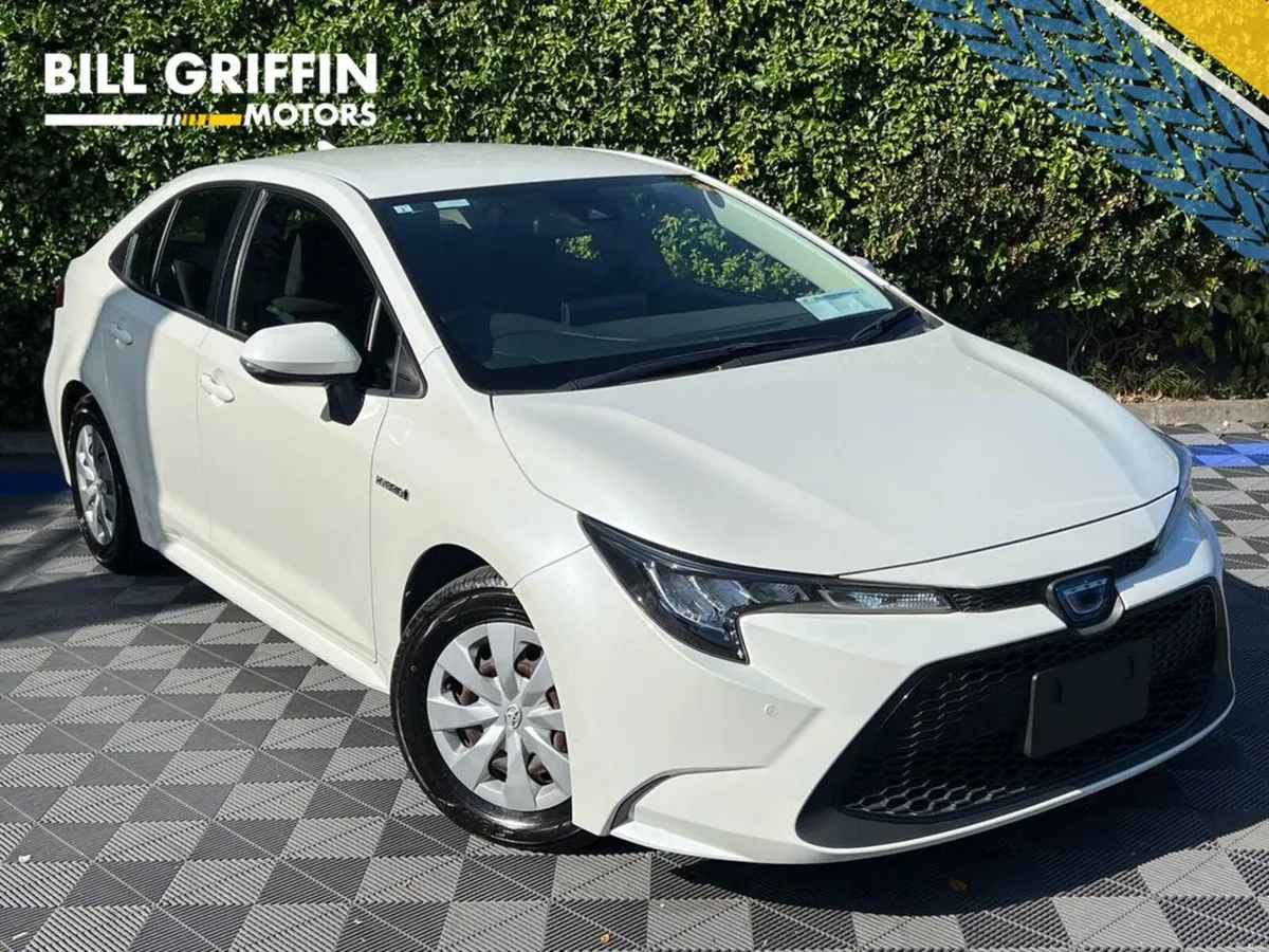 Toyota Corolla 1.8 HYBRID AUTO // APPLE CARPLAY/AN - Image 1