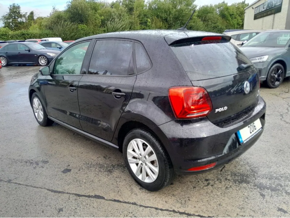 Volkswagen Polo Premium Edition - Image 5
