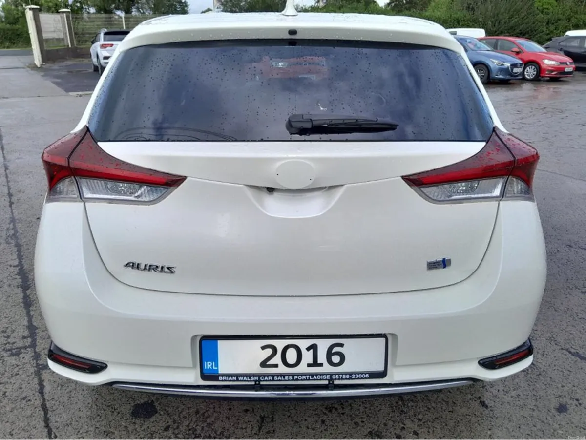 Toyota Auris 162 G Package Leather seats - Image 5