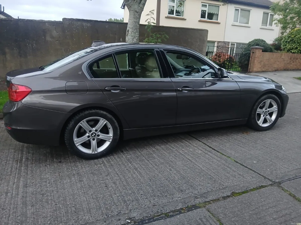 BMW SERIES 3 /316D 2013 - Image 6