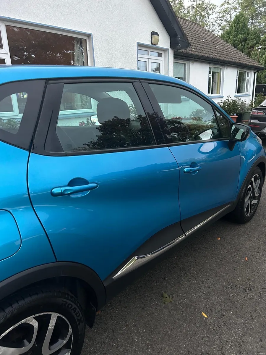 Renault Captur 2014 1.5 L Diesel - Image 3