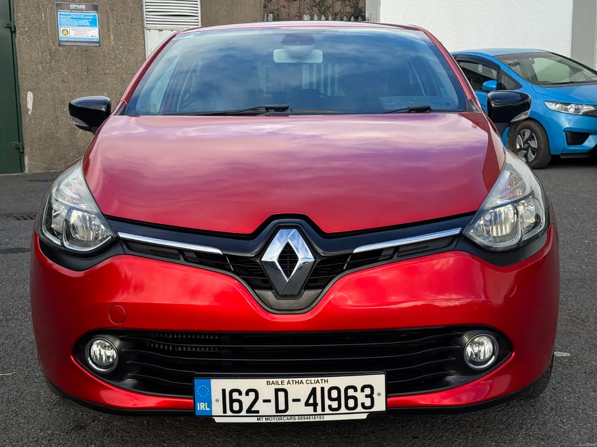 Renault Clio 1.2 Petrol Automatic - Image 3