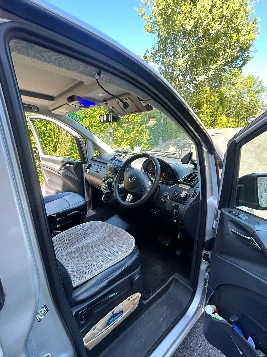 car - Image 2