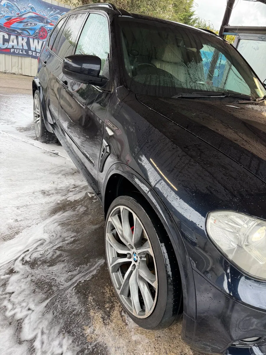 BMW X5 7 seater - Image 1
