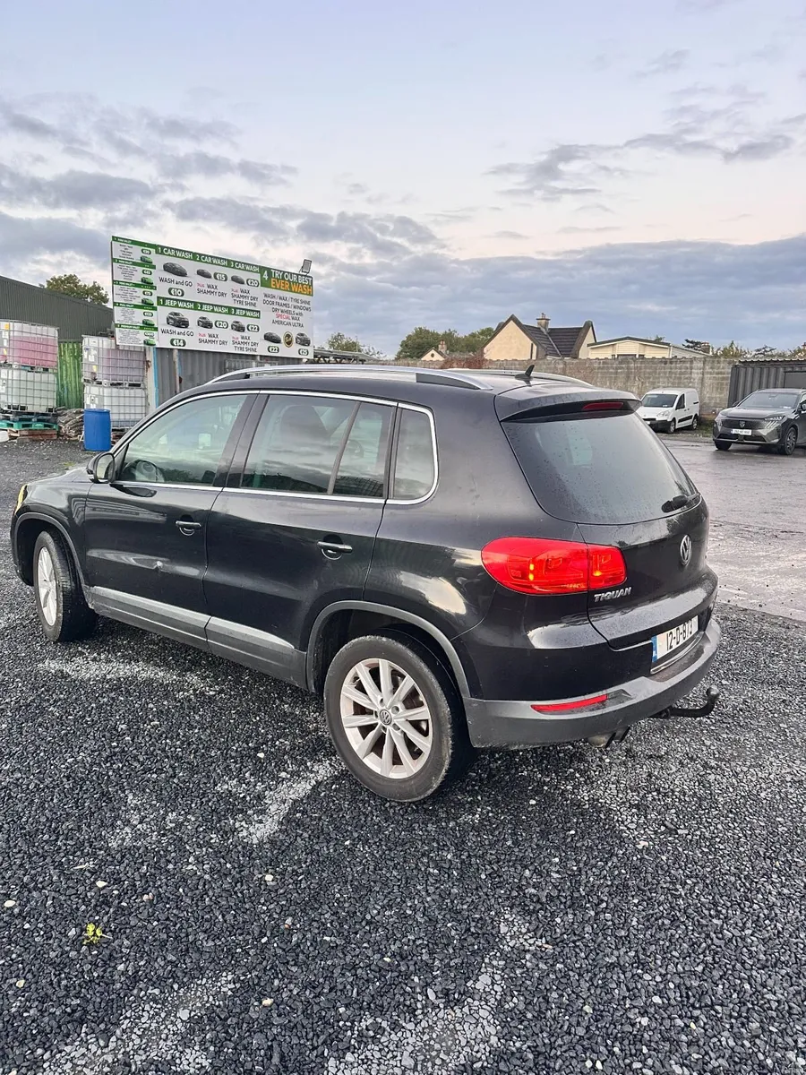 Volkswagen Tiguan 2012 - Image 3