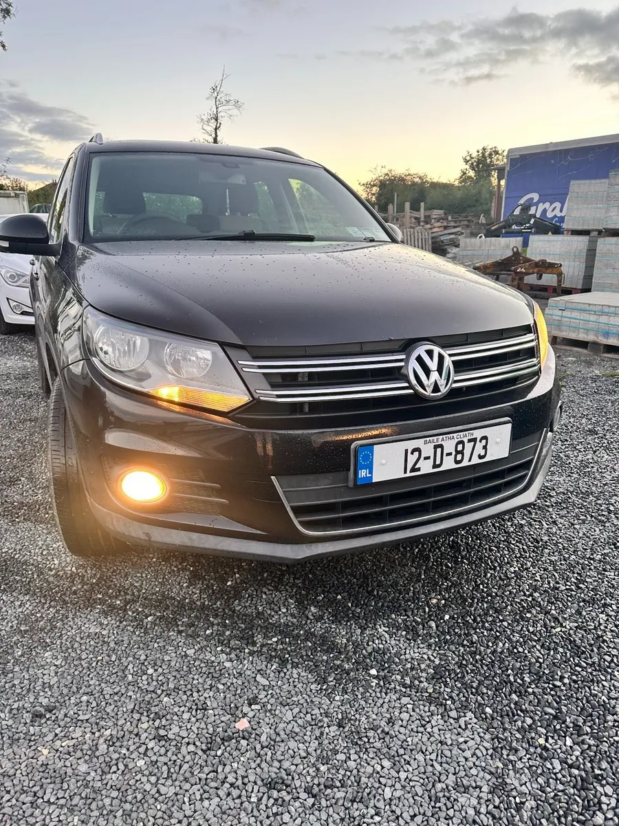 Volkswagen Tiguan 2012 - Image 2
