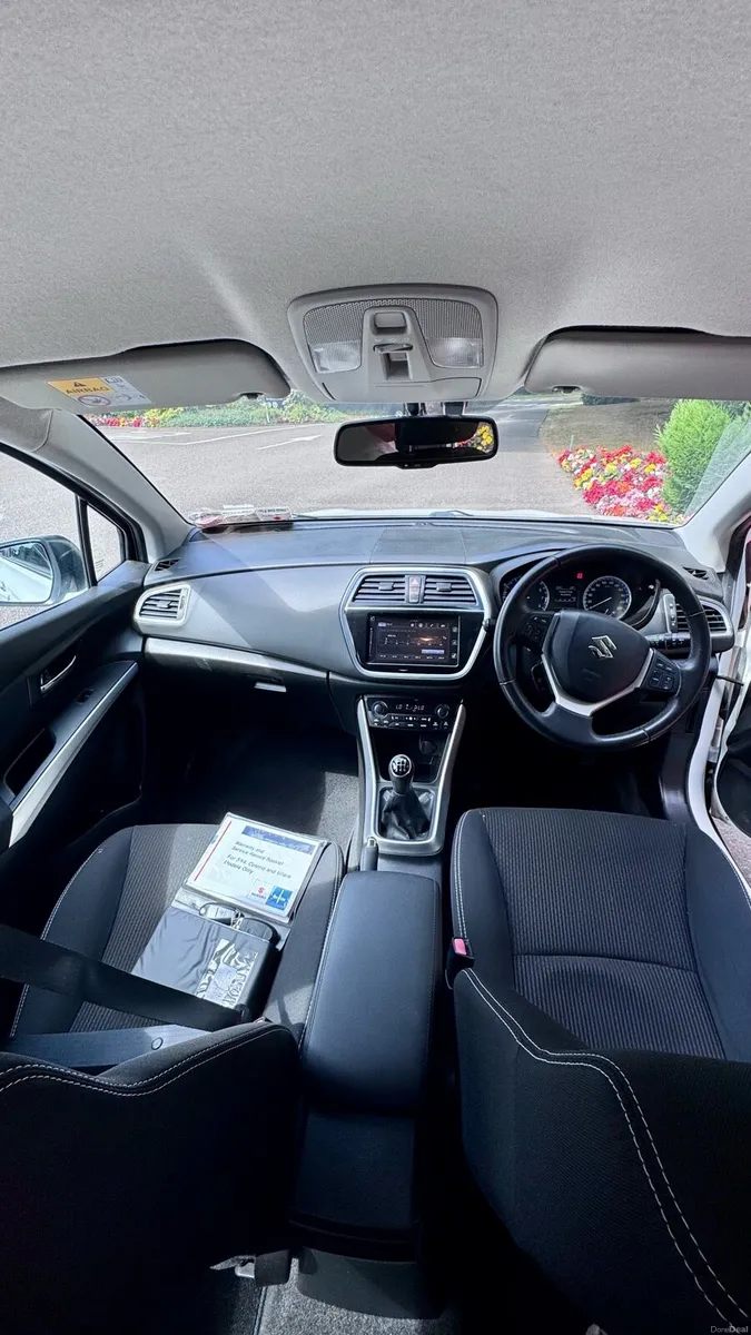 Car - Image 4