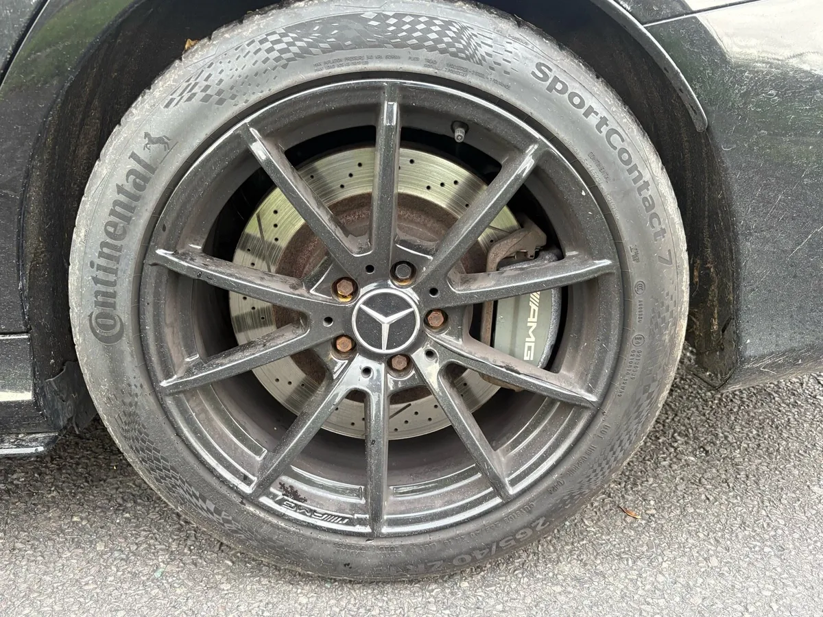 Mercedes C63 V8  AMG Bi Turbo 2017 - Image 3