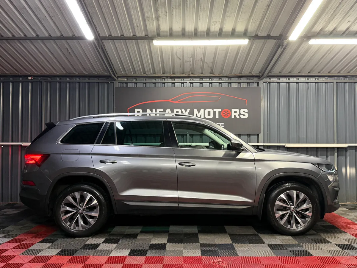 2023 Skoda Kodiaq 2.0 TDI 150HP DSG Ambition 7 Sea - Image 4