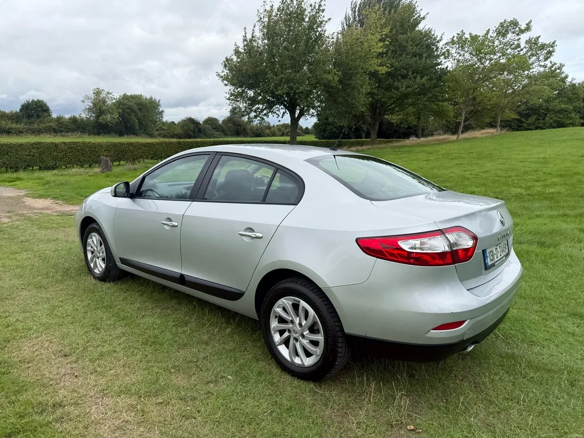 2013 Renault Fluence 1,5diesel only 140 000 km - Image 4