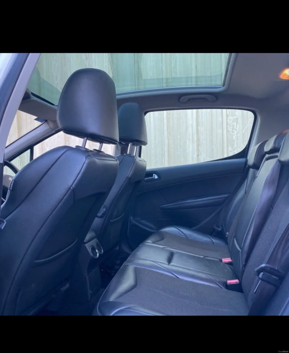 Peugeot 308 2013 - Image 3