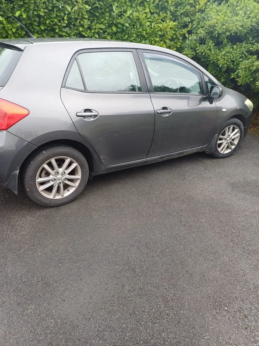 Toyota Auris - Image 1