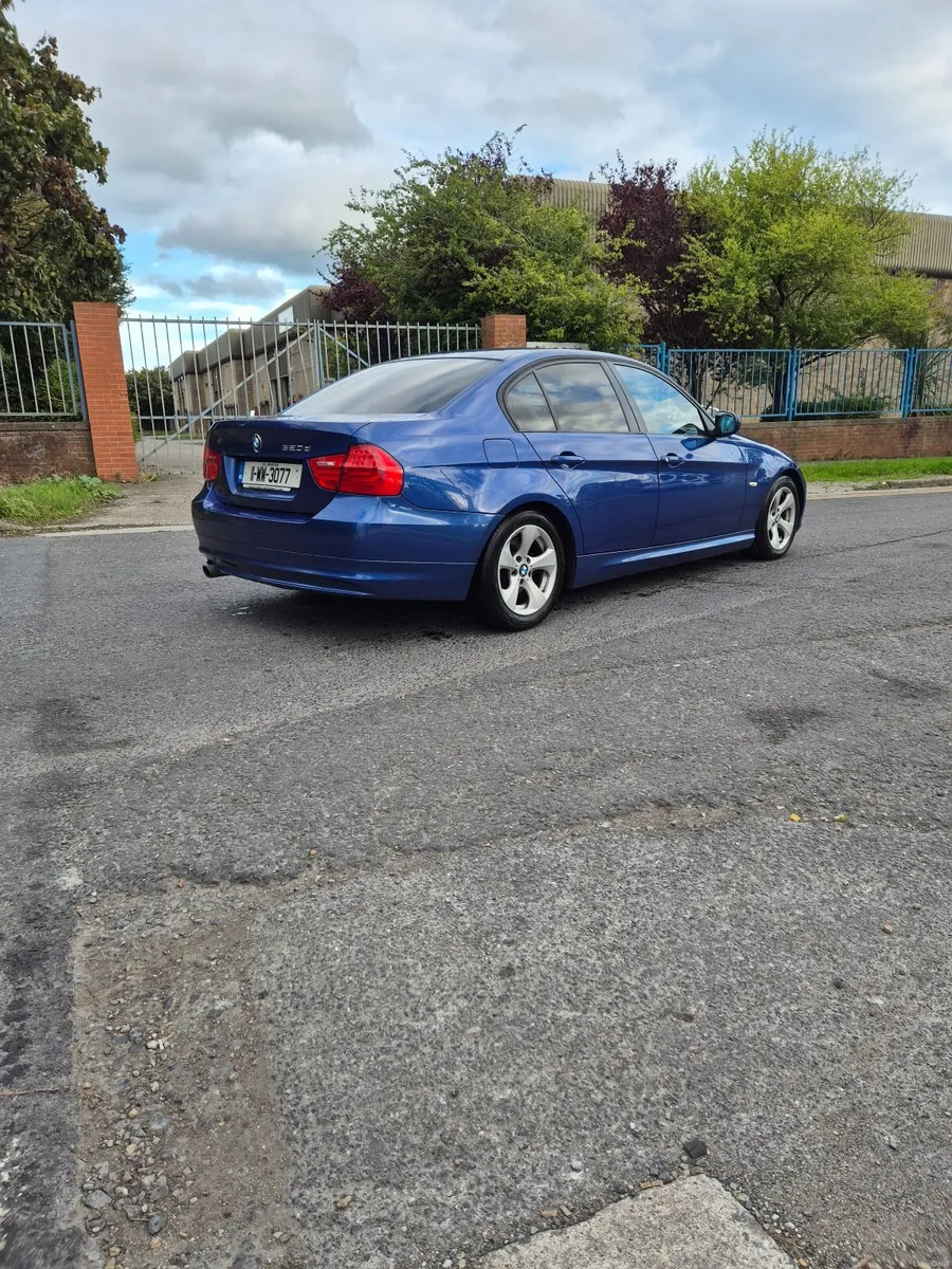 BMW NEW NCT 320d - Image 4