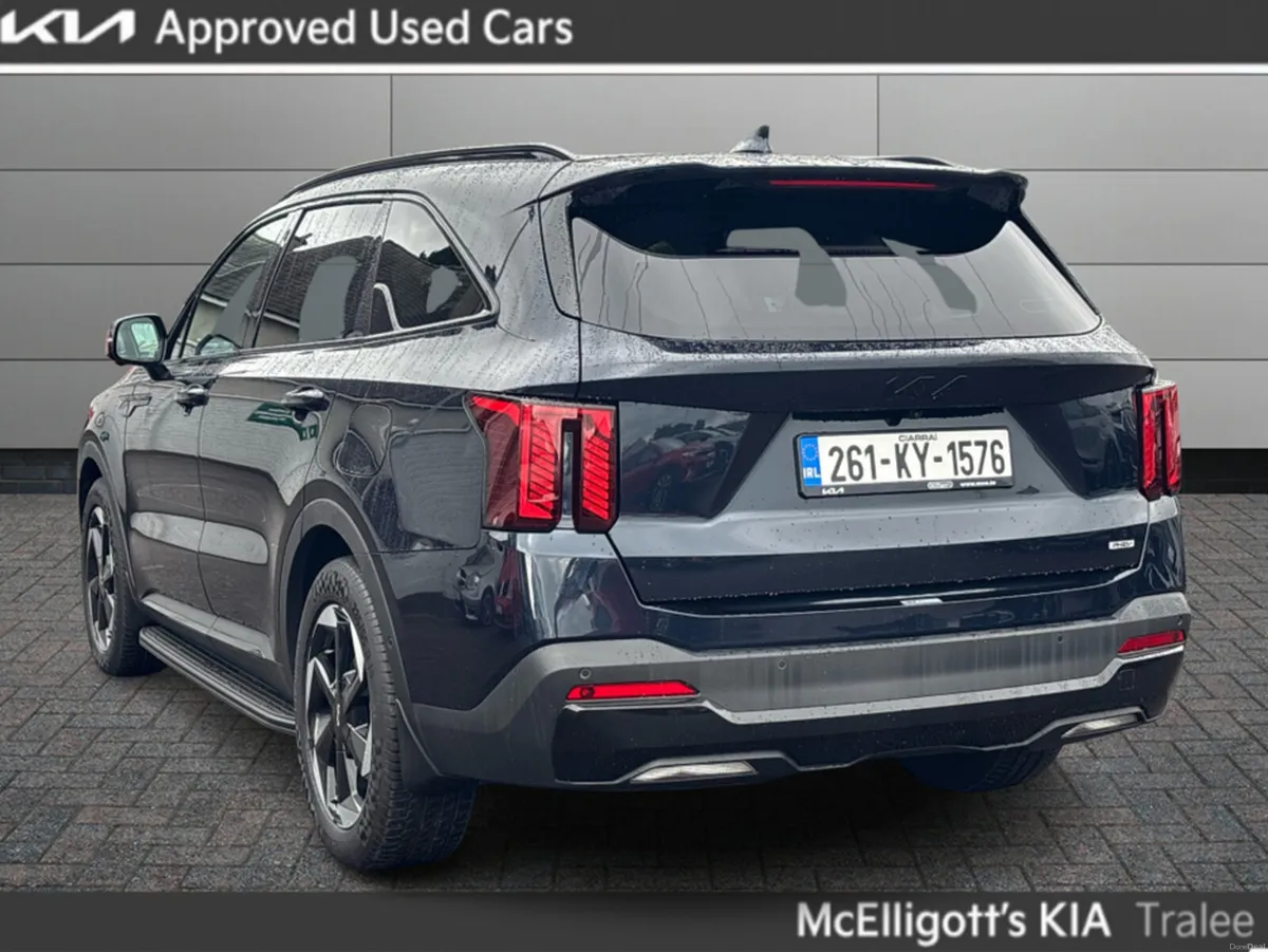 Kia Sorento PHEV PE SEM 5DR AUTO - Image 2