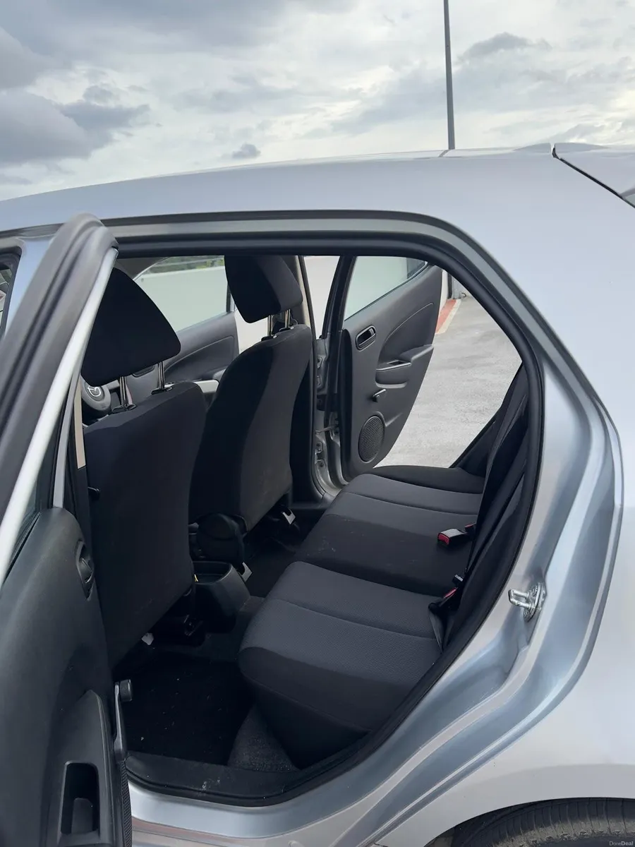 Mazda Mazda2 2010 - Image 6