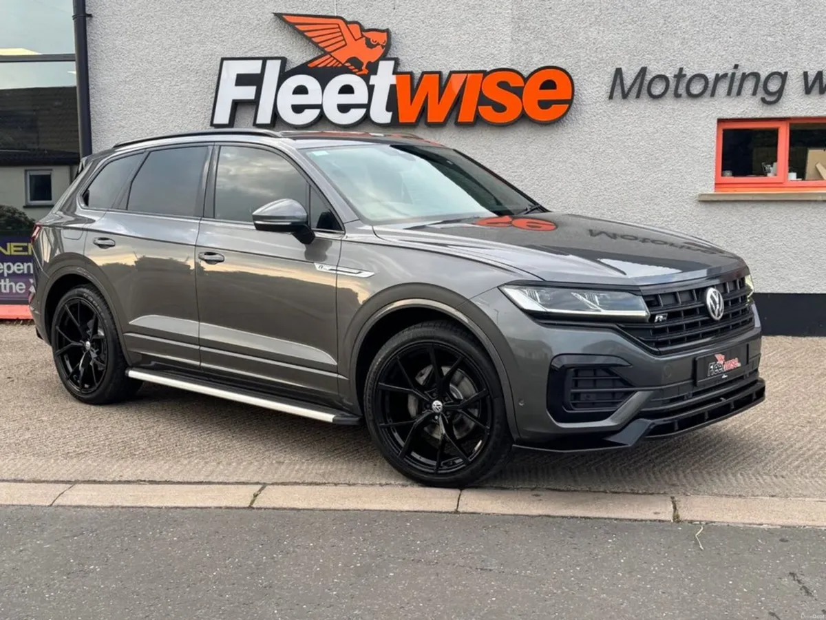 3.0 TDI V6 R-Line Tech SUV 5dr Diesel Tiptronic 4M - Image 1