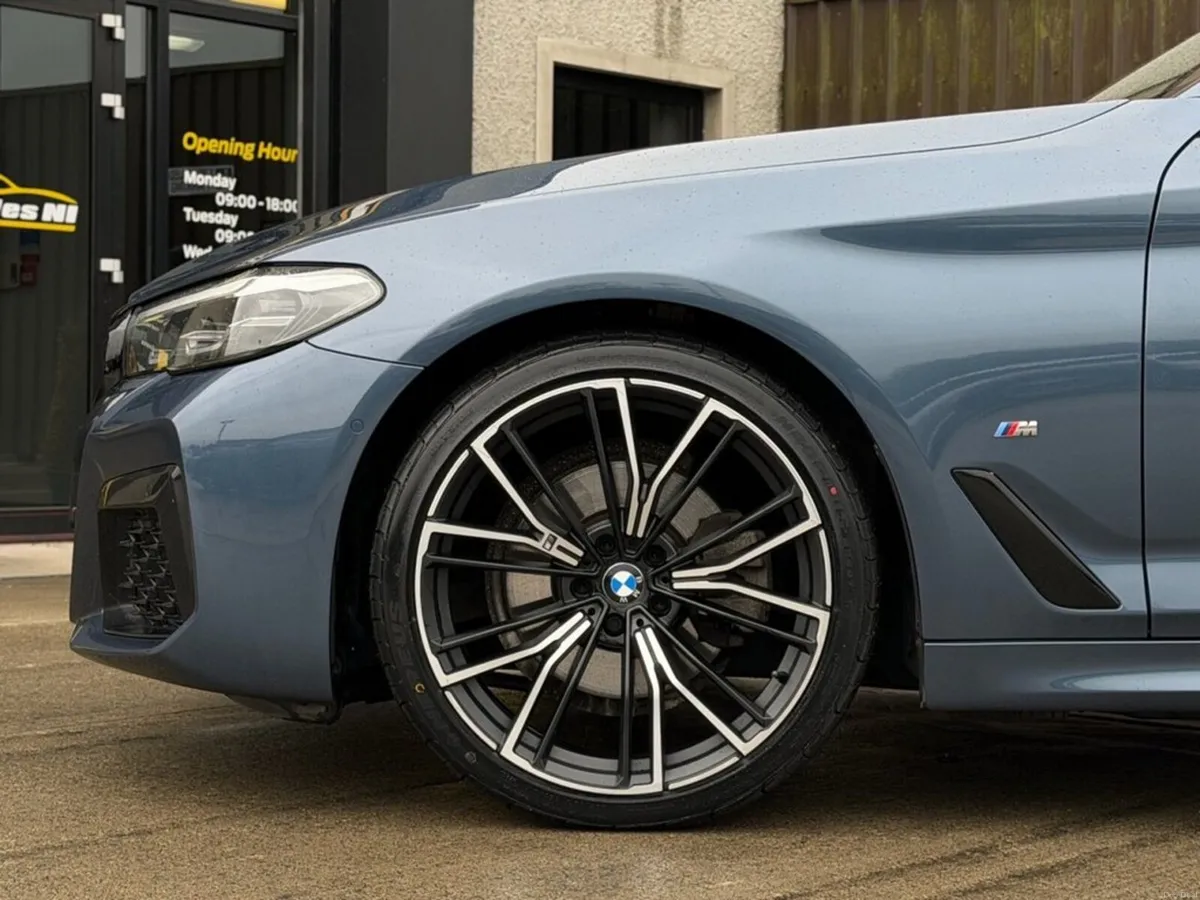 2.0 520d MHT M Sport Saloon 4dr Diesel Hybrid Step - Image 6