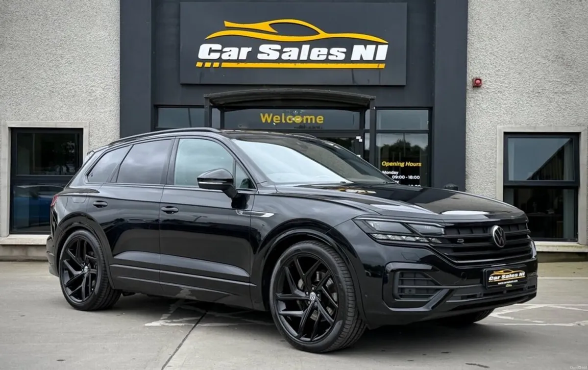 3.0 TDI V6 Black Edition SUV 5dr Diesel Tiptronic - Image 1